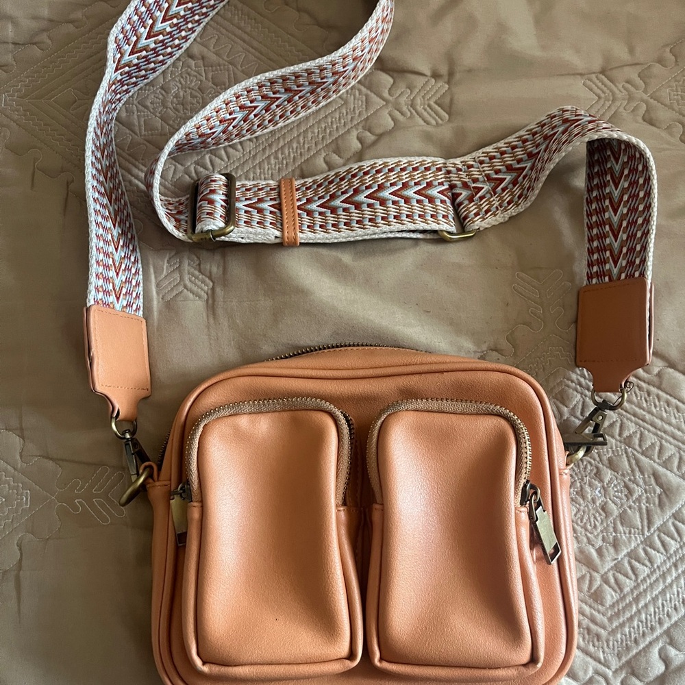 Urban Originals Tan and Gray Bag